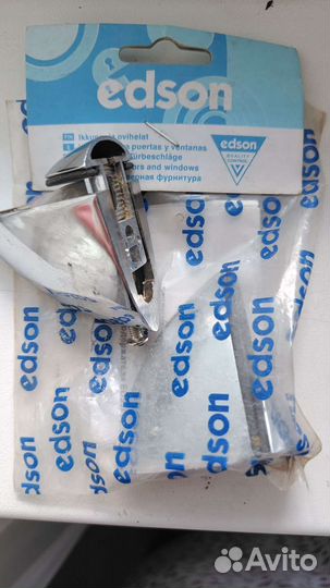 Полкодержатель для полочки