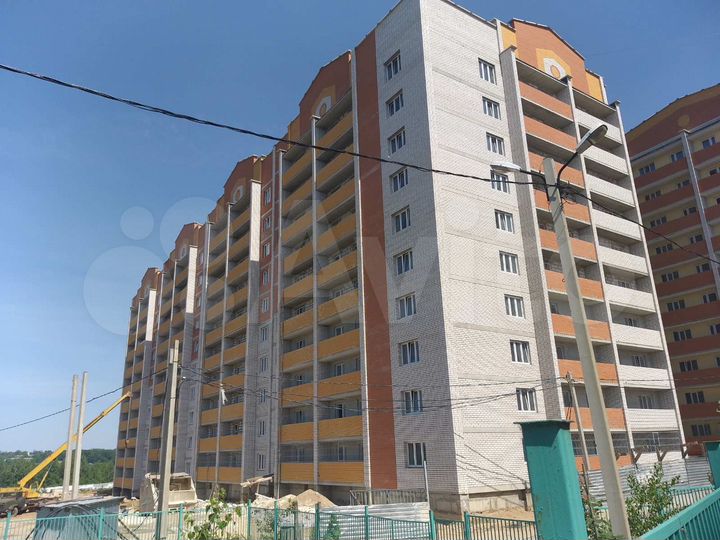 2-к. квартира, 66,1 м², 1/10 эт.