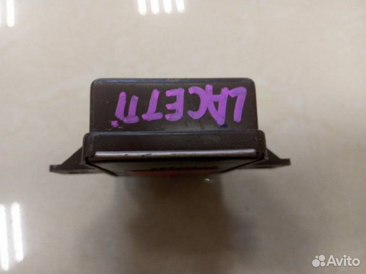 Блок электронный Chevrolet Lacetti хетчбек F14D3