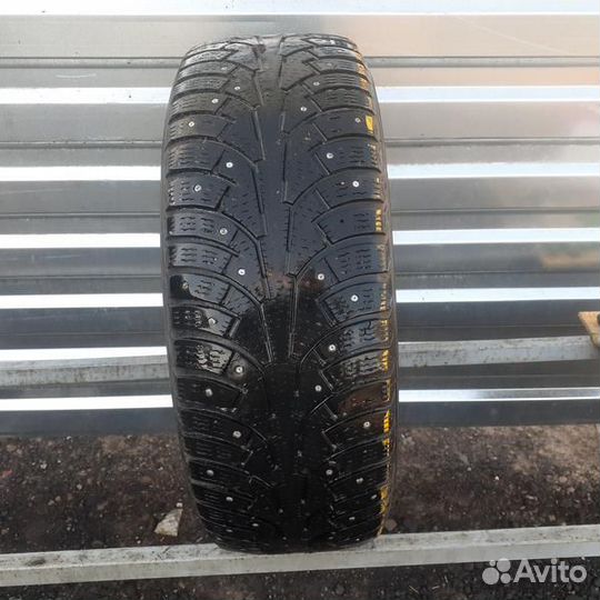 Nokian Tyres Hakkapeliitta 5 215/60 R16