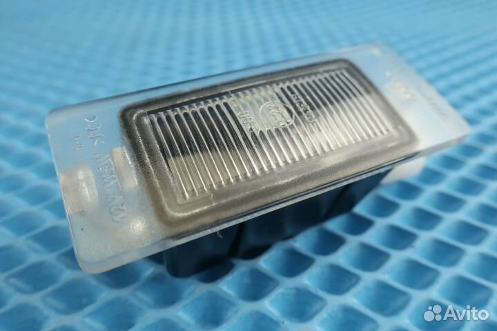 Плафон подсветки номера 11183717010