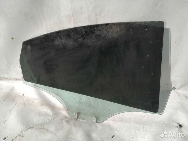 Стекло двери заднее левое Hyundai Solaris