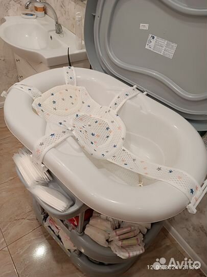 Ванна для купания с подставкой