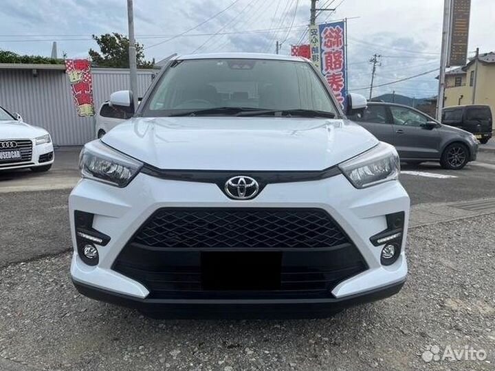 Toyota Raize 1.0 CVT, 2019, 12 000 км