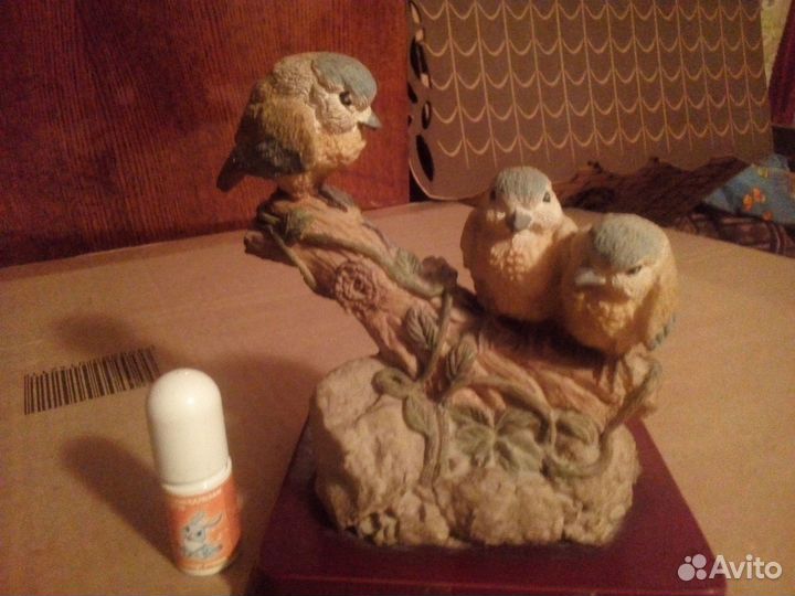 Статуэтка фигурка Синички на ветке