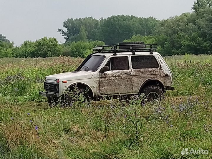 LADA 4x4 (Нива) 1.6 МТ, 1992, 300 000 км