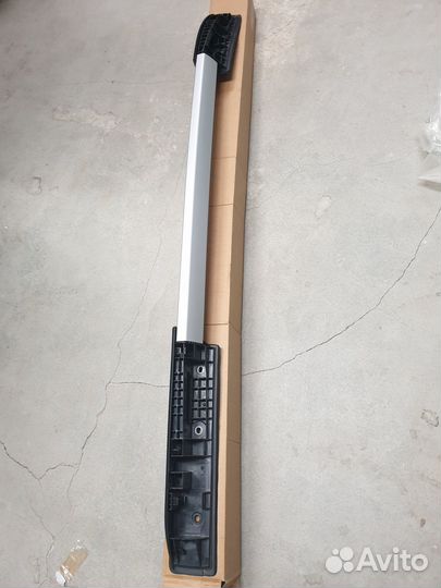 Рейлинг крыши правый