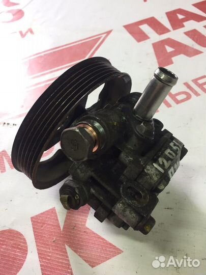 Насос гура Peugeot 4007