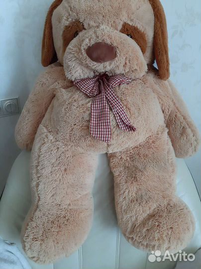 Большой плюшевый мишка