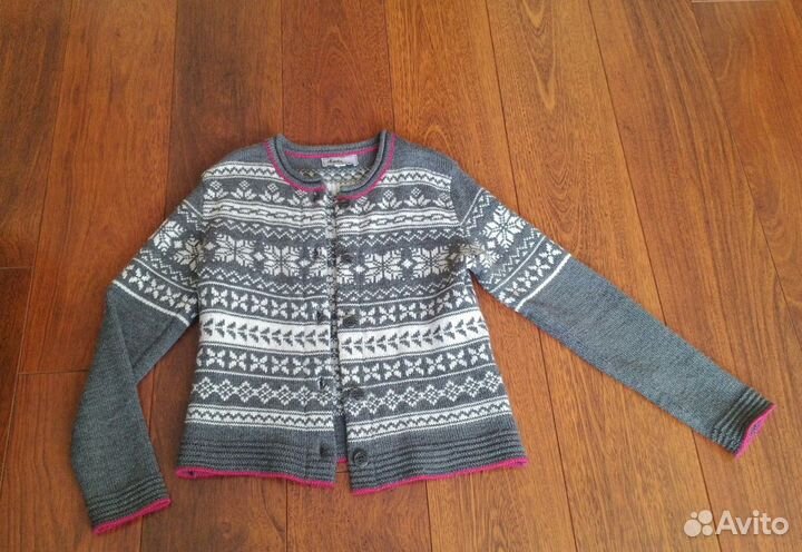 Много одежды на девочку р. 134 140