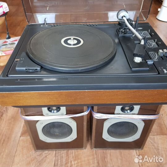 Проигрыватель винила