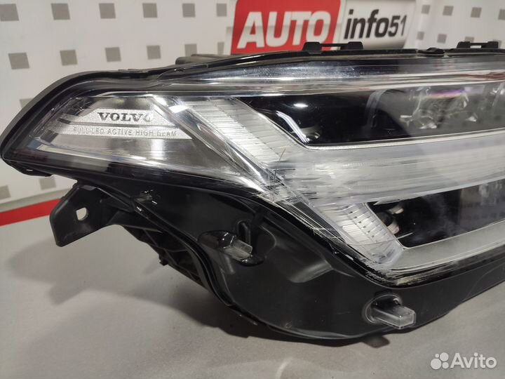 Фара правая на volvo хс90, xc60 после 2015
