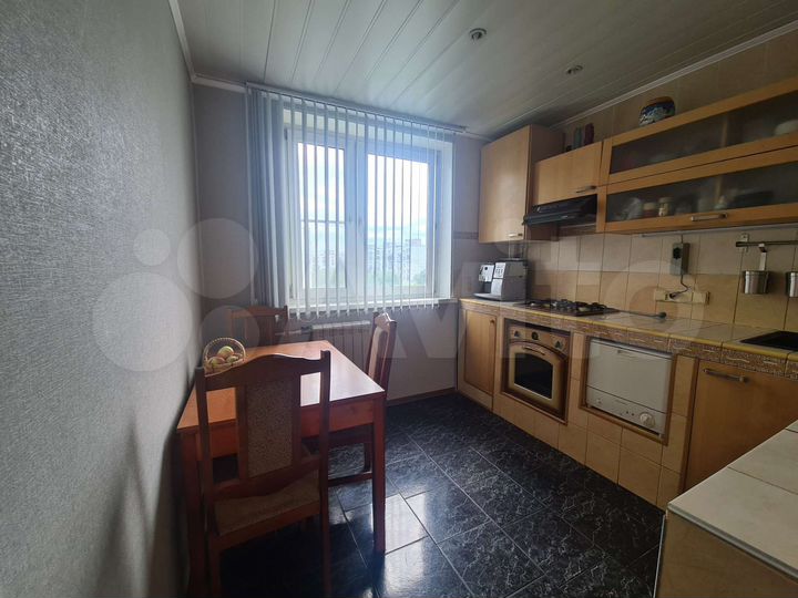 2-к. квартира, 54 м², 7/10 эт.