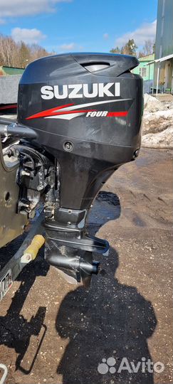 Катер Tracker pro guide V16