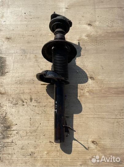Фокус 1 амортизатор передний левый