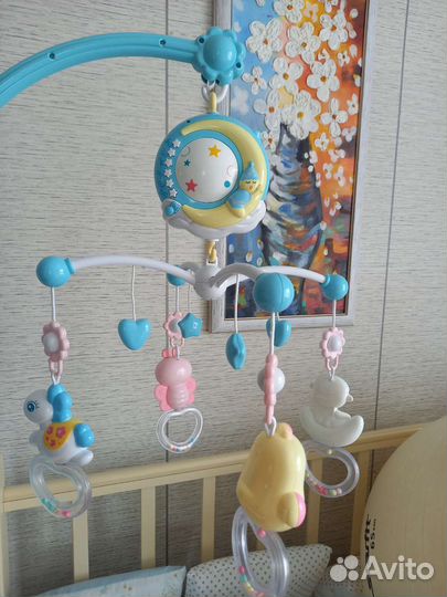 Мобиль на кроватку с проектором