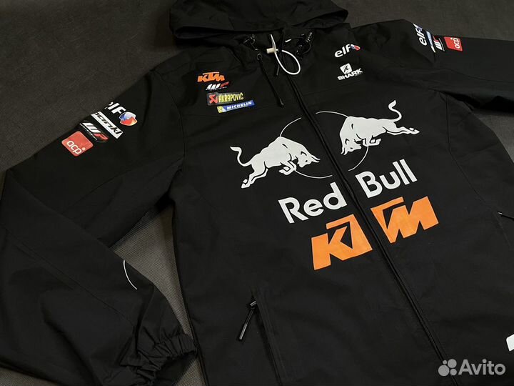 Куртка Red bull новая