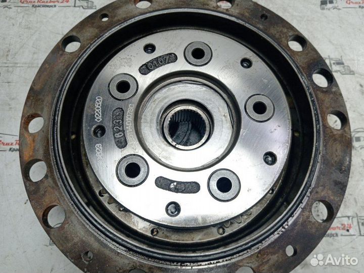 Редуктор бортовой передний Shacman X3000