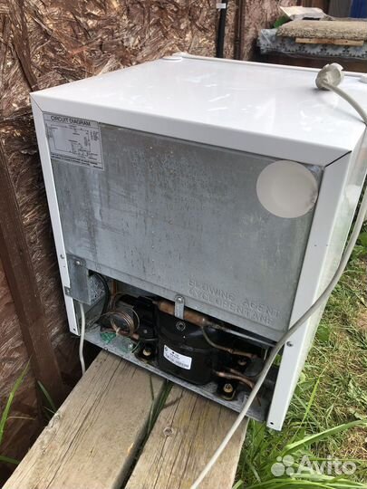 Холодильник бу маленький