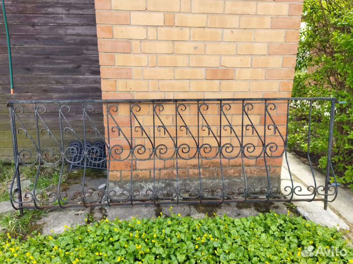 Кованое балконное ограждение