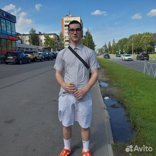 Помощник по работе с документами