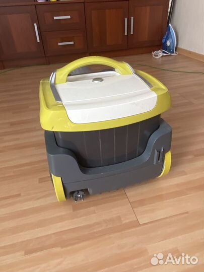 Моющий пылесос Zelmer Aquawelt plus ZVC 762 ZK