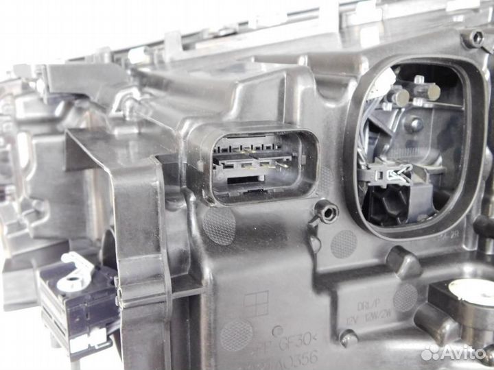 Фара правая BMW X3