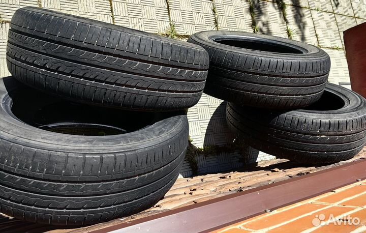 Kumho Solus KH17 R16