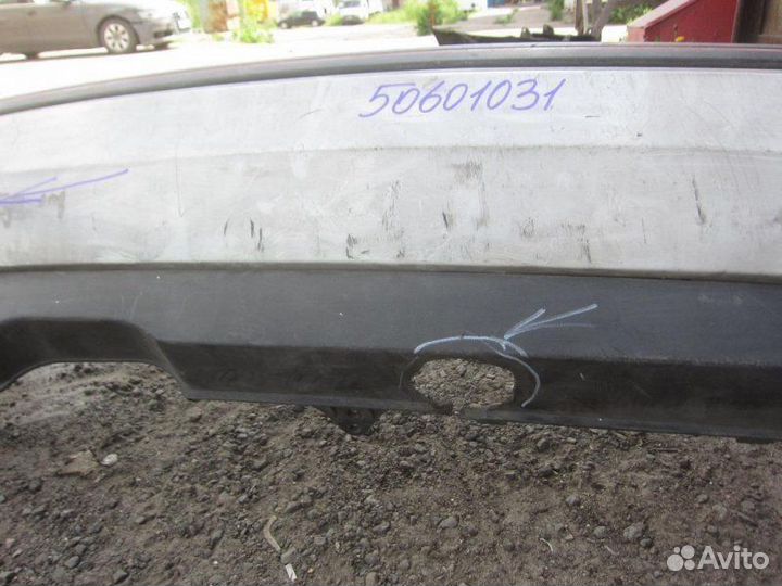 Бампер задний Volkswagen Golf 3 (1991-1998)