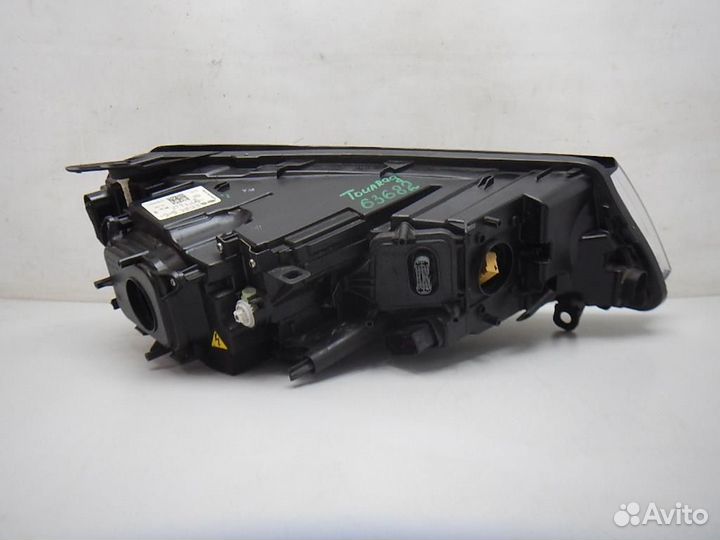 Фара левая Volkswagen Touareg