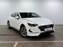 Hyundai Sonata 2.0 AT, 2020, 75 300 км, с пробегом, цена 2 130 000 руб.