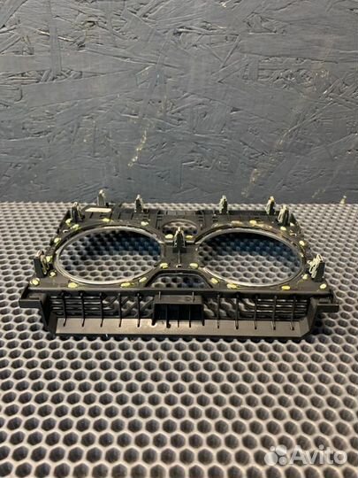 Накладка термоподстаканника передняя Bmw X7 G07