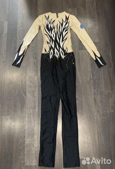 Костюм для спортивной аэробики