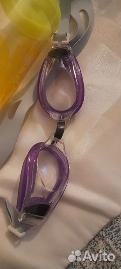 Очки для плавания