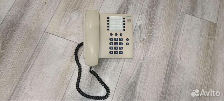 Телефон проводной