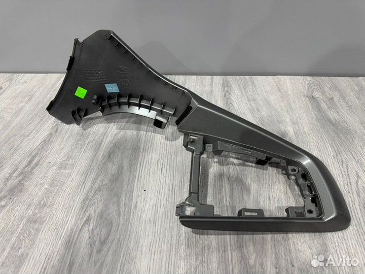 Накладка декоративная Ford Focus 3 2012