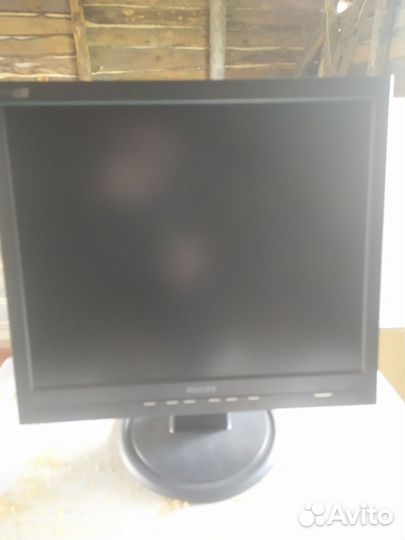 Монитор Philips для пк