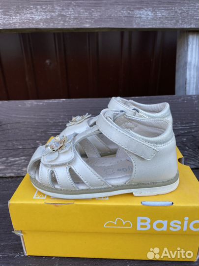 Сандалии для девочки 23 размер