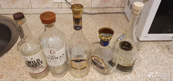 Бутылка стеклянная