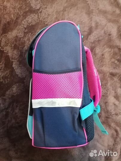 Ранец (портфель) для девочки