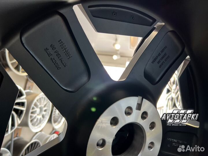 Диски XD811 Rockstar r22 5-120/114,3