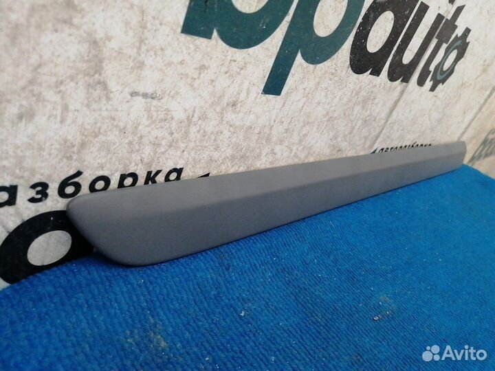 Молдинг на дверь задний правый 39987039 Volvo