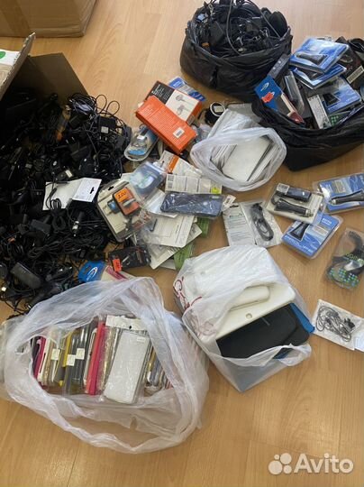 Зарядное устройства, адаптер, чехлы, стекла