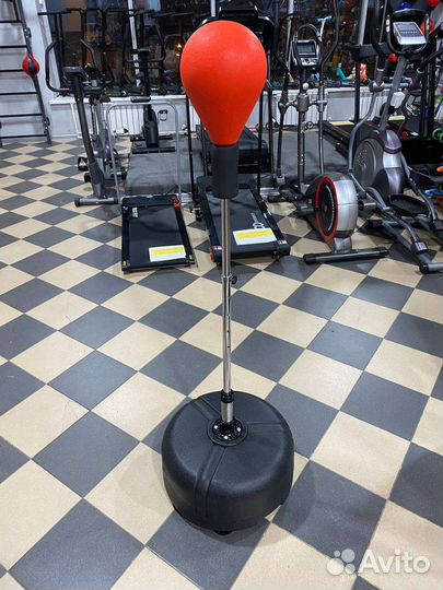 Боксерская груша напольная