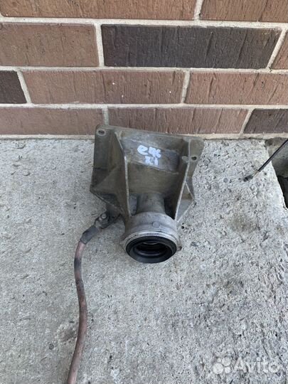 Опорный кронштейн бмв е46 М54 полный привод