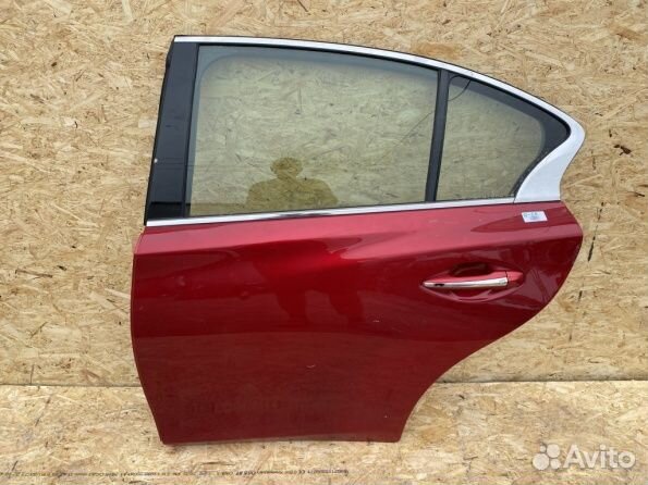 Задняя левая дверь Инфинити ку 50