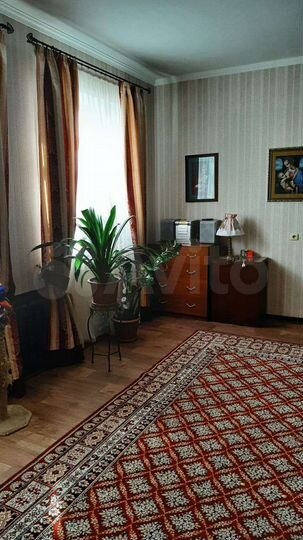 Дом 180 м² на участке 21 сот.