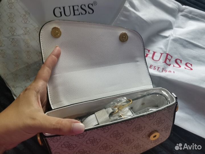 Сумка Guess кроссбоди