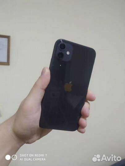 iPhone 11 128