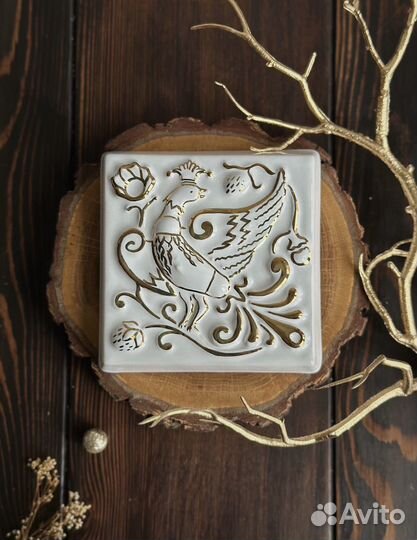 Изразец керамический с золотом 